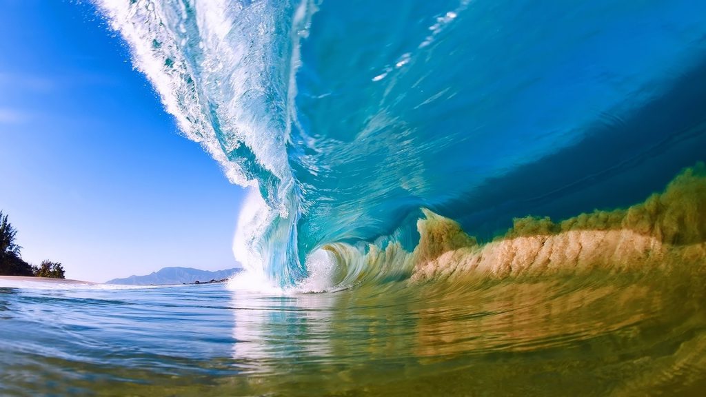 عکس باکیفیت امواج دریا برای دسکتاپ