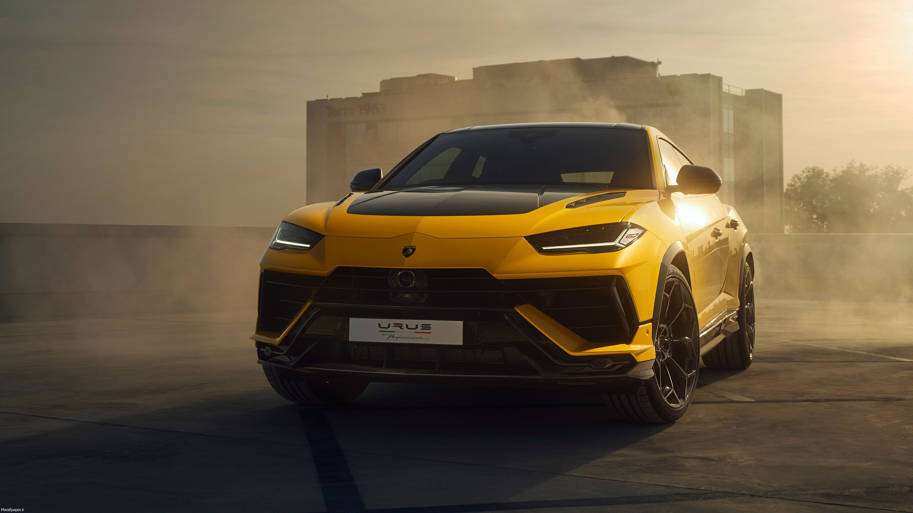 Lamborghini Urus 2023 رنگ زرد