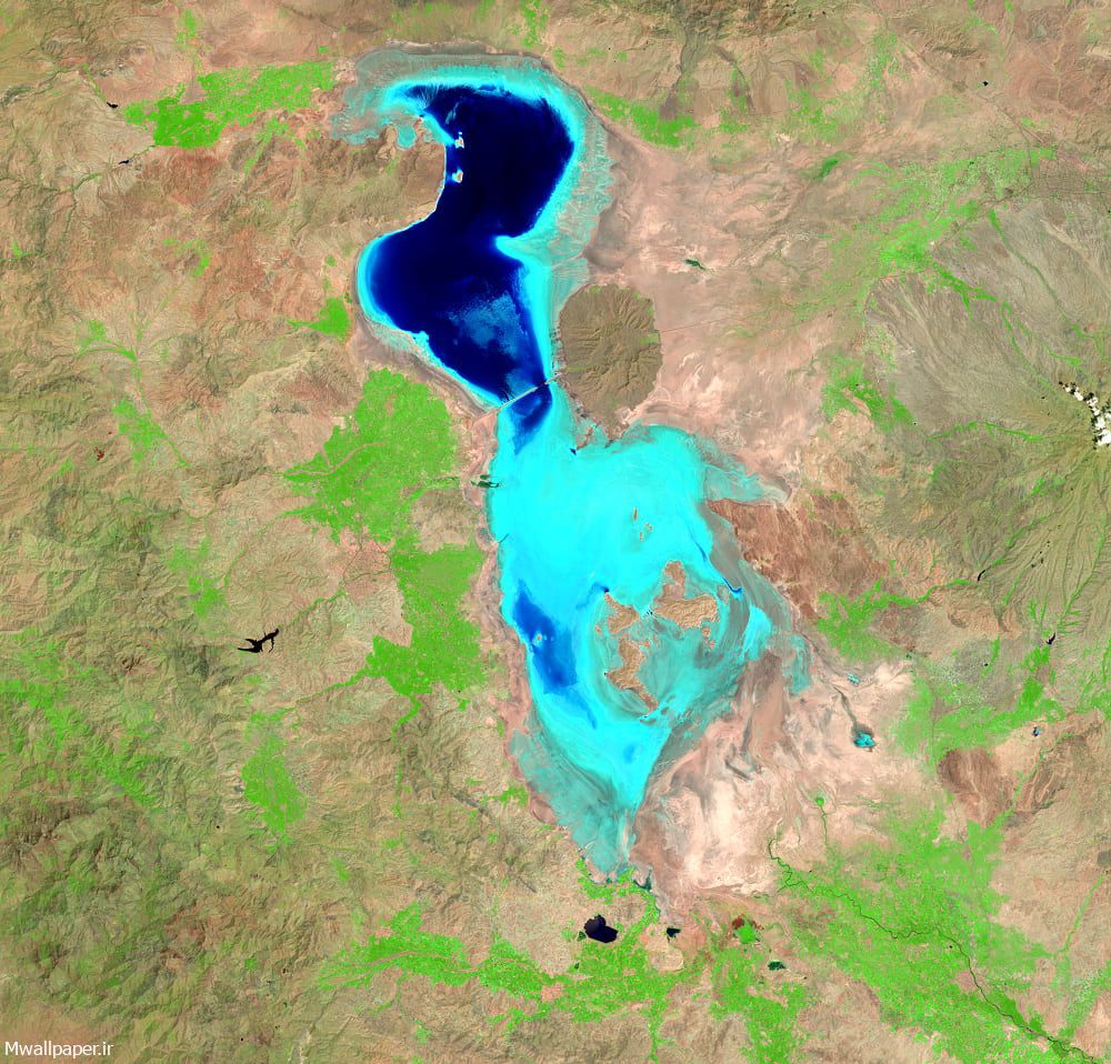 تصویر دریاچه ارومیه برای پروفایل