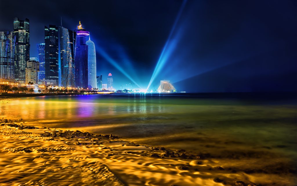 شهر دوحه قطر، جذابیت خلیج فارس در شب Persian Gulf In Doha